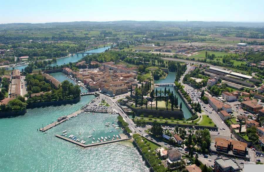 Appartamento La Madonnina Di Cathy Peschiera del Garda Exteriér fotografie